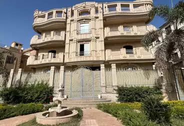 Villas For sale - 10 rooms
