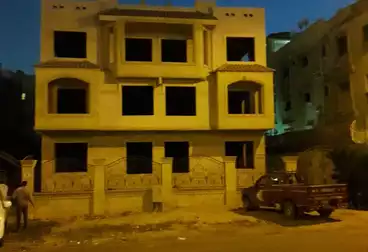 Villas For sale - 9 rooms