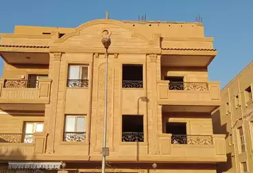 Apartments For sale - 4 rooms - floor 2
