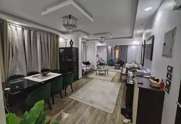 Apartments For sale - 2 rooms - floor 5