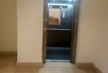 Apartments For sale - 4 rooms - floor 3