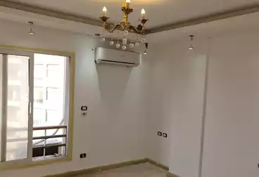 شقق للإيجار - 3 غرف - بالدور 4