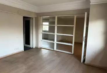 Apartments For sale - 3 rooms - floor 5