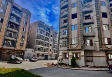 Apartments For sale - 3 rooms - floor 5