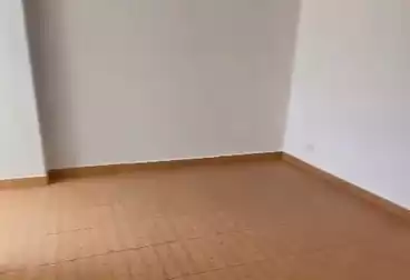 Apartments For sale - 2 rooms - floor 1