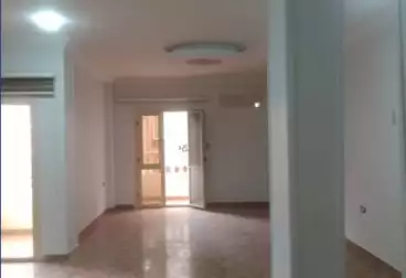 Apartments For sale - 5 rooms - floor 2