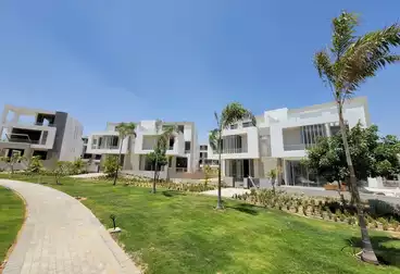 Apartments For sale - 3 rooms - floor 1