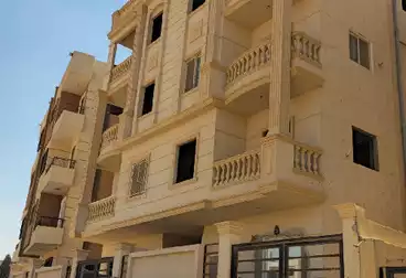 Apartments For sale - 3 rooms - floor 1