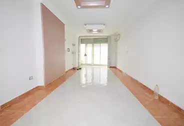 Apartments For sale - 2 rooms - floor 3