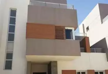 Town House For sale - 4 rooms
