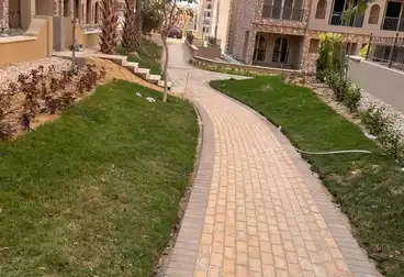 Apartments For sale - 2 rooms - floor 5