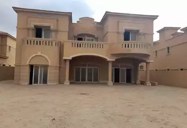 فلل للبيع - 6 غرف