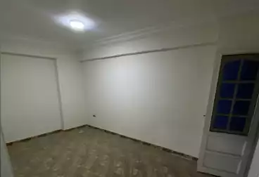 Apartments For sale - 3 rooms - floor 1