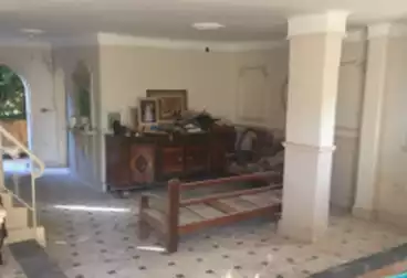 فلل للبيع - 12 غرف
