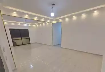 Apartments For sale - 2 rooms - floor 4