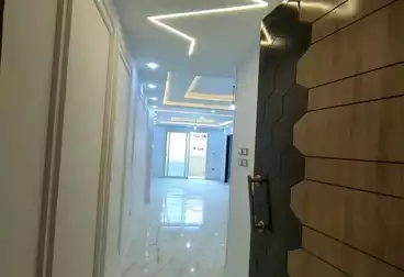 Apartments For sale - 3 rooms - floor 8