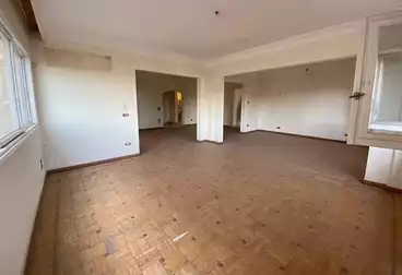 Apartments For sale - 3 rooms - floor 8