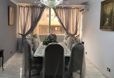 Furnished Apartment For rent - 5 rooms - floor 5