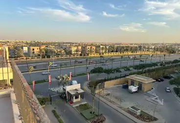 ستوديو للإيجار - 1 غرف - بالدور 4