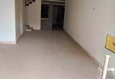 محل دوبلكس للإيجار