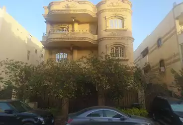 Villas For sale - 10 rooms