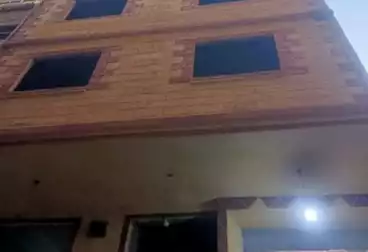 House / Home For sale - 8 rooms
