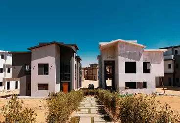 تاون هاوس للبيع - 3 غرف