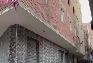 House / Home For sale - 4 rooms
