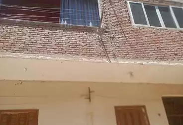 House / Home For sale - 6 rooms