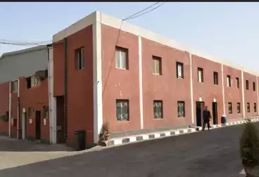 مصنع للبيع