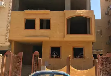 Apartments For sale - 2 rooms - floor 1