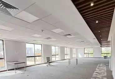 Offices For rent - 70 rooms - floor 0