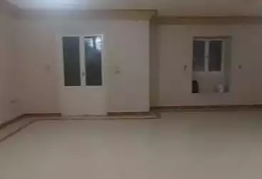 شقق للبيع - 3 غرف - بالدور 1