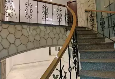 Administrative For rent - 6 rooms - floor 0