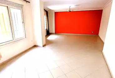 Apartments For sale - 3 rooms - floor 1