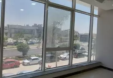 إداري للبيع - 1 غرف - بالدور 2