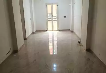 Apartments For sale - 3 rooms - floor 1