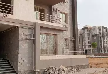 شقق للبيع - 3 غرف - بالدور 0