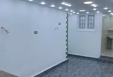 إداري للإيجار - 8 غرف - بالدور 1