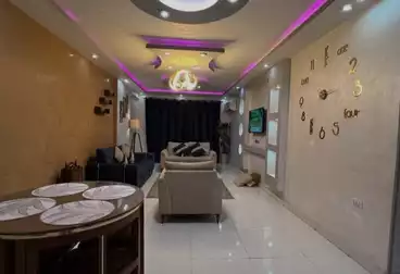 Furnished Apartment For sale - 3 rooms - floor 10