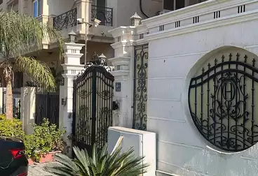 Apartments For rent - 3 rooms - floor 3