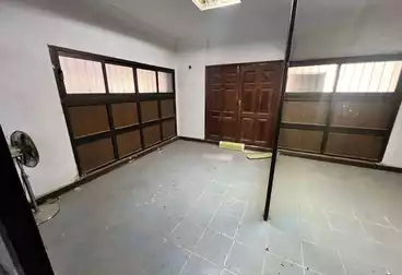 محلات للبيع - بالدور 0