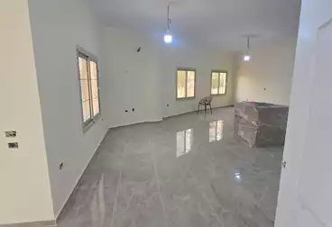 Apartment with Garden For sale - 3 rooms - floor 0