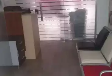 Administrative For rent - 4 rooms - floor 4