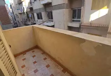 Apartments For sale - 3 rooms - floor 4