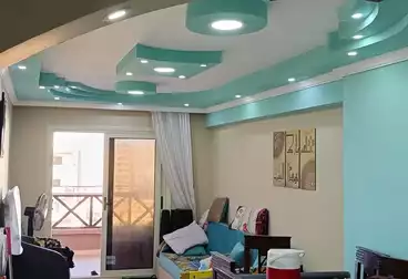 شقق للبيع - 2 غرف - بالدور 8