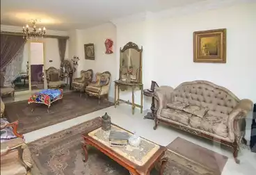 Apartments For sale - 4 rooms - floor 6