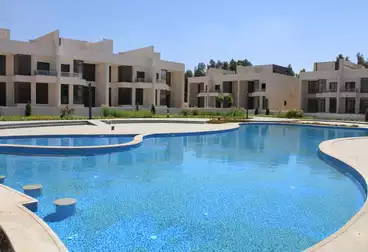تاون هاوس للبيع - 5 غرف