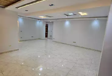 إداري للإيجار - 4 غرف - بالدور 0