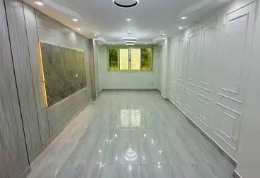 Apartments For sale - 3 rooms - floor 4